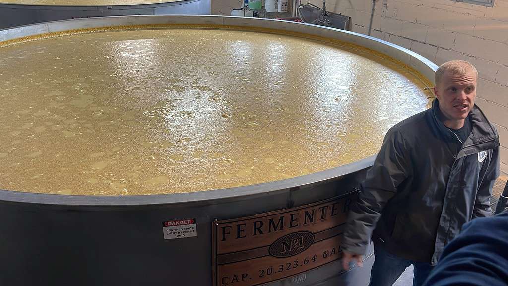 BA1E6847 B353 4086 8F52 B08D31284274