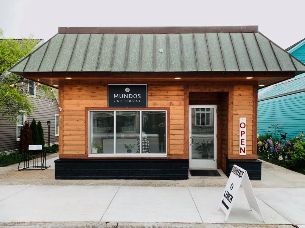 Best Coffee Roasters In Michigan 2023
Mundos Roasting & Co.