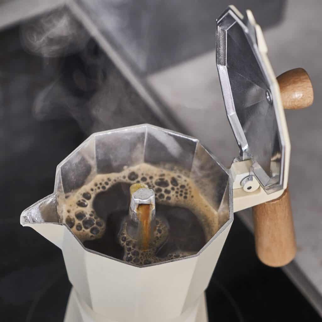 Key Considerations For Successfully Brewing With Your Aluminum Moka Pot