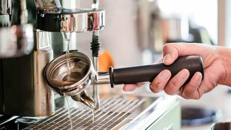 Step-by-Step Instructions to Master Your Group Head "Clean and Care of your espresso machine