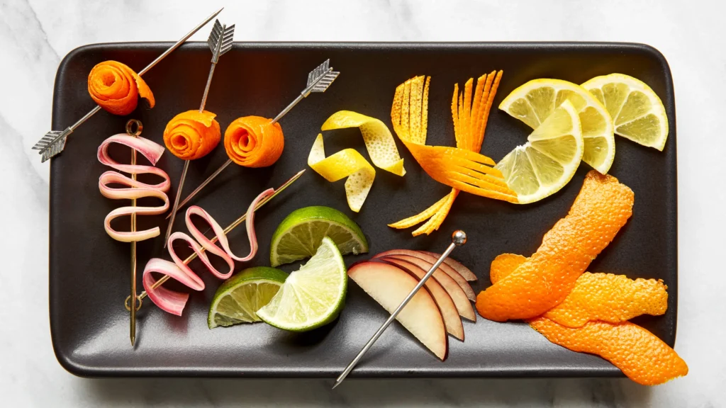 Choosing the Right Garnish in bourbon mixing