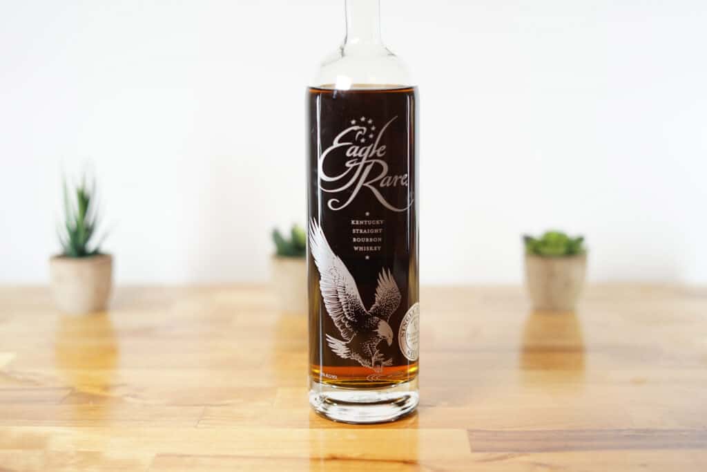 What Bourbon is Similar to Pappy Van Winkle: Eagle Rare 10-Year Bourbon