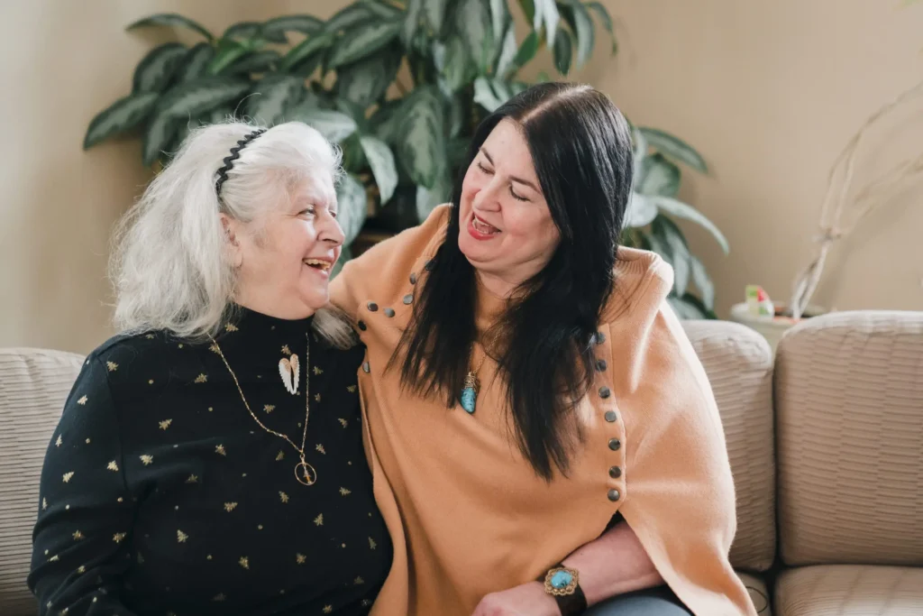 1. Servicios de Acompañamiento y Cuidado Ligero